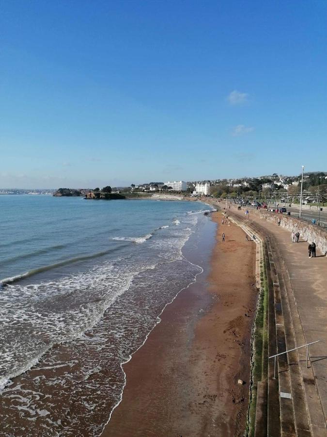 Barbie House ,Opposite The Beach & Paignton Pier , 2 Bedroom Apartment With Private Car Space & Garden , Free Access Next Door To The Stunning Ballet & Make Up School & A Beautiful Ladys Beauty Salon (Adults Only) Exterior foto