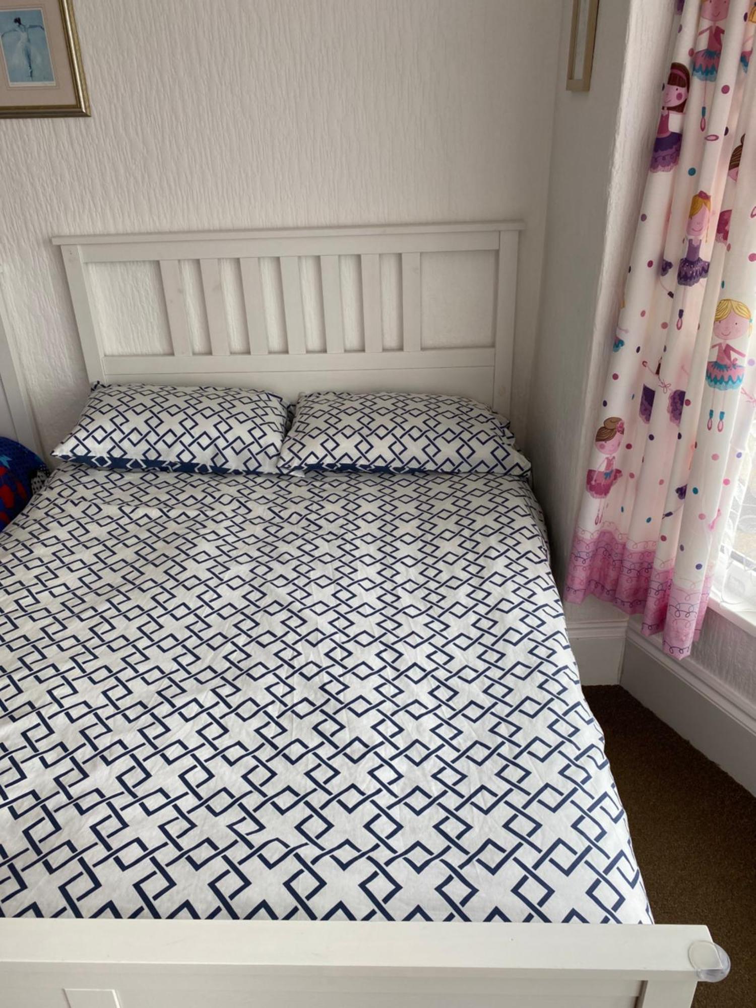 Barbie House ,Opposite The Beach & Paignton Pier , 2 Bedroom Apartment With Private Car Space & Garden , Free Access Next Door To The Stunning Ballet & Make Up School & A Beautiful Ladys Beauty Salon (Adults Only) Exterior foto